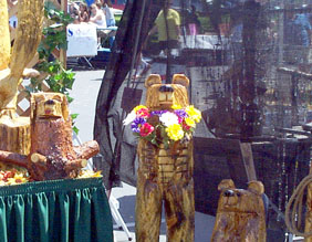 [carved wood bears]