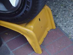 Bright Yellow Wheelblock