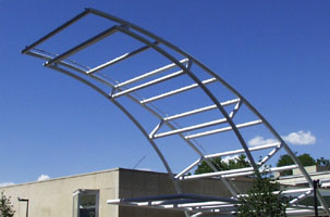 Metal ribbed arch