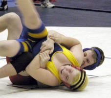 Gilroy Folkstyle-855